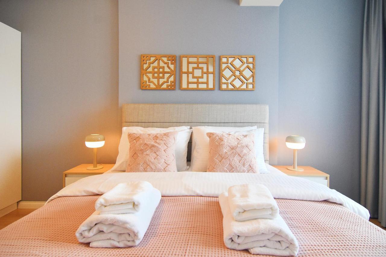 Cozy 1br Perfect Blend Of Comfort & Style
