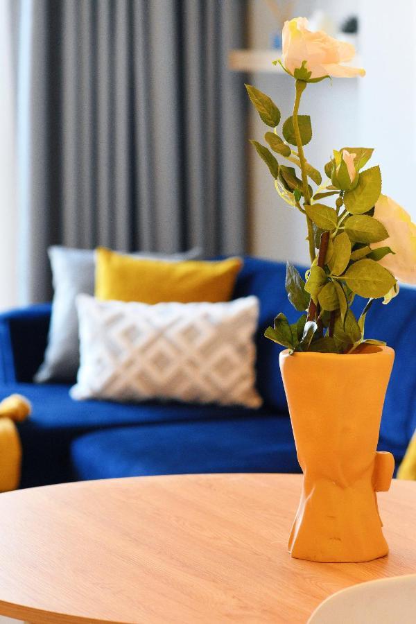 Daire Cozy 1br Perfect Blend Of Comfort & Style *